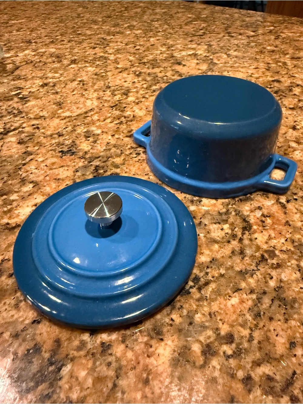 Mini Enameled Cast Iron Dutch Oven/Cocotte - Picture 5 of 7
